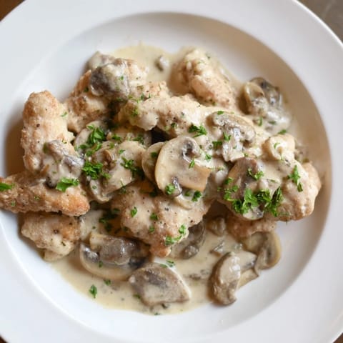Creamy Chicken Stroganoff Delight